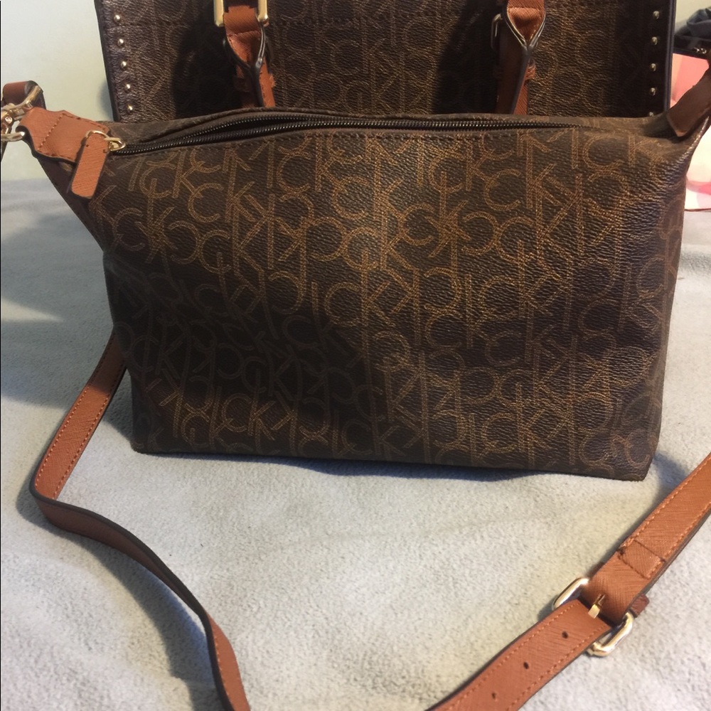 Handbag - Picture 3 of 8